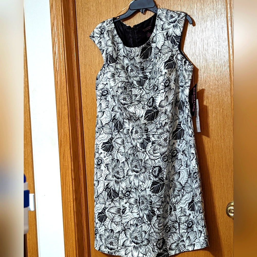 14 w dress by Signature with Robbie Bee